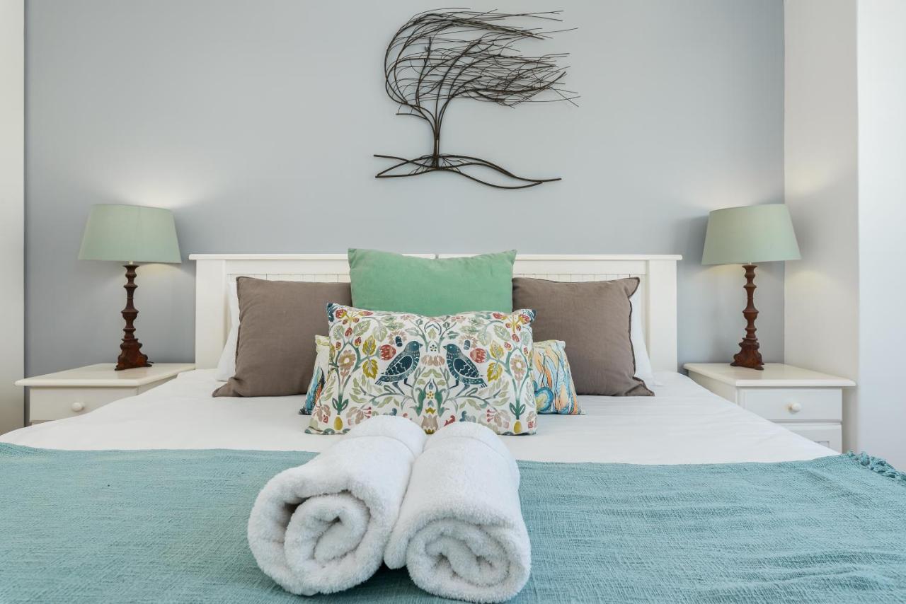 Vredenhof Apartments (Adults Only) เคปทาวน์ ภายนอก รูปภาพ