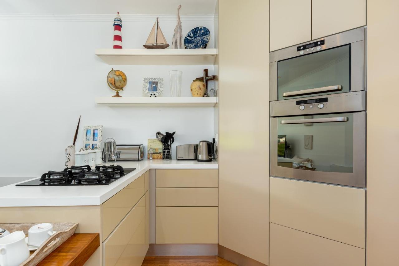 Vredenhof Apartments (Adults Only) เคปทาวน์ ภายนอก รูปภาพ