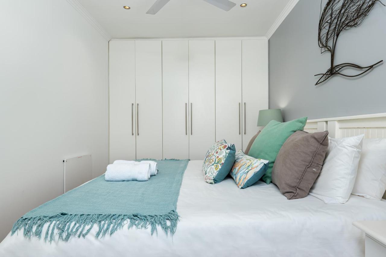 Vredenhof Apartments (Adults Only) เคปทาวน์ ภายนอก รูปภาพ