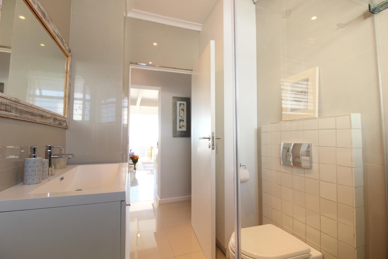 Vredenhof Apartments (Adults Only) เคปทาวน์ ภายนอก รูปภาพ