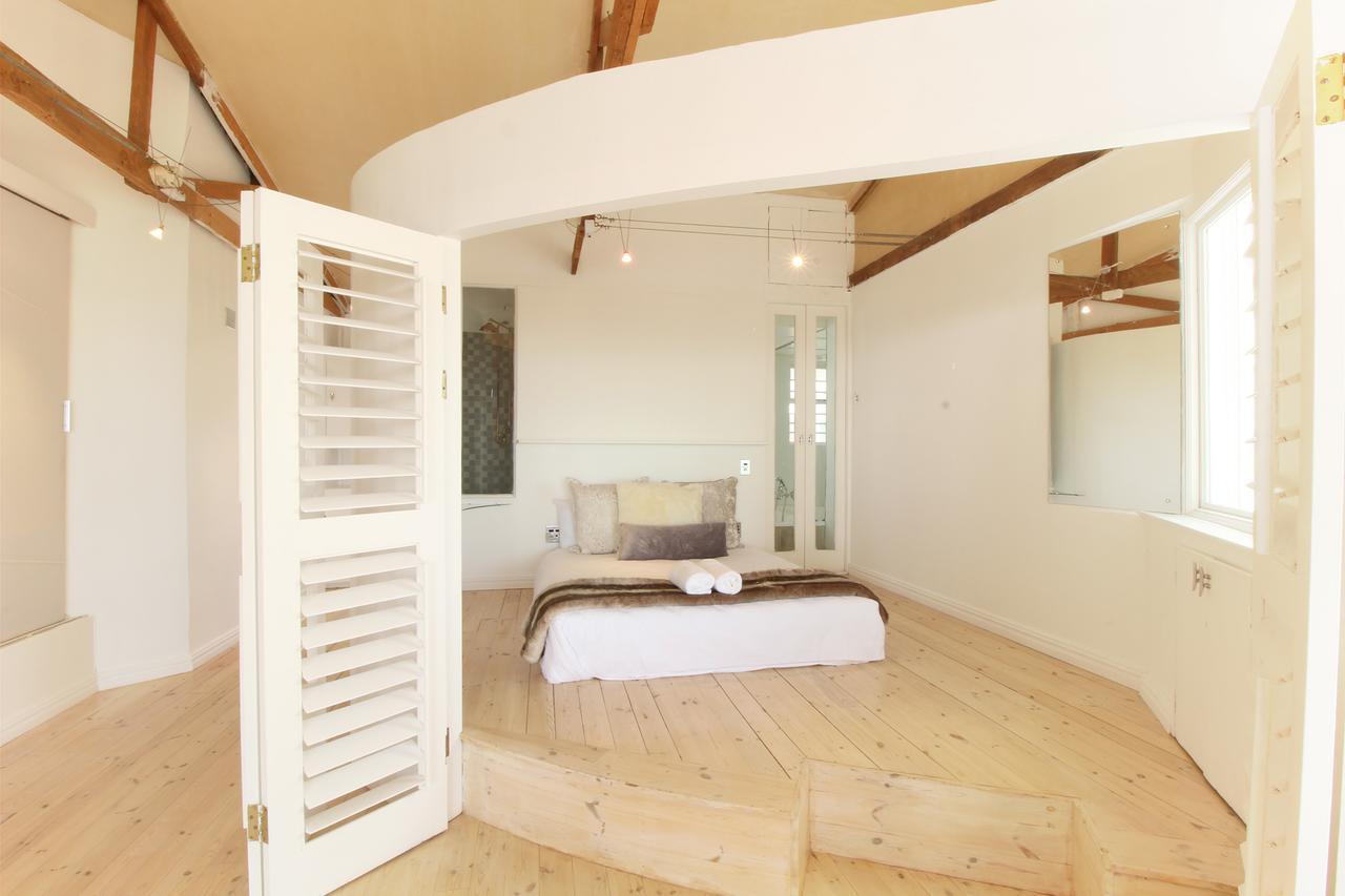 Vredenhof Apartments (Adults Only) เคปทาวน์ ภายนอก รูปภาพ